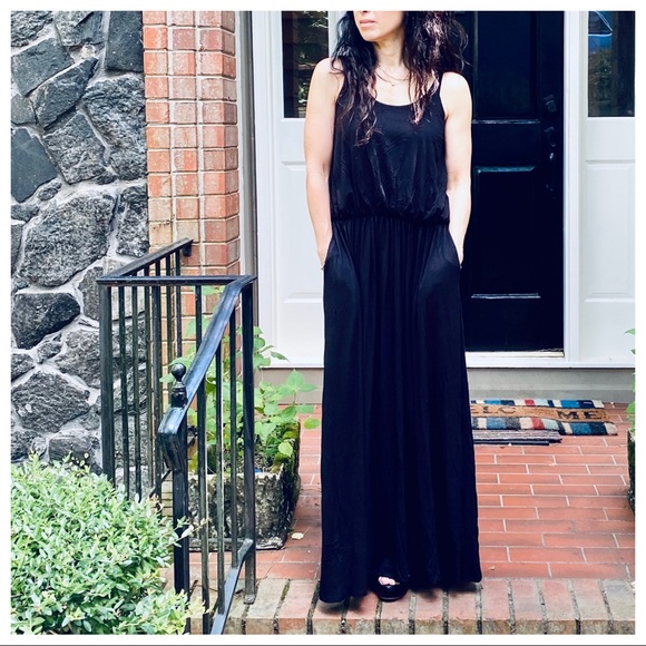 SPAGHETTI STRAPS MAXI DRESS WITH SIDE POCKETS - Picture 7 of 10